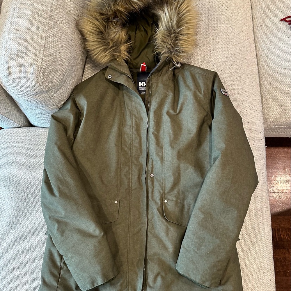 Helly Hansen Women's Parka
Winter Coat - Fur Hood- like new - Picture 3 of 10